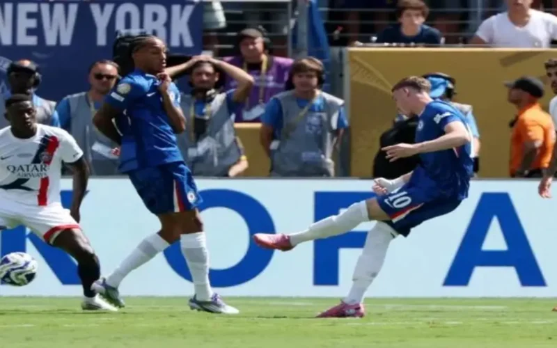 توقيت مواجهة باريس سان جيرمان وتشيلسي المرتقبة في دوري أبطال أوروبا